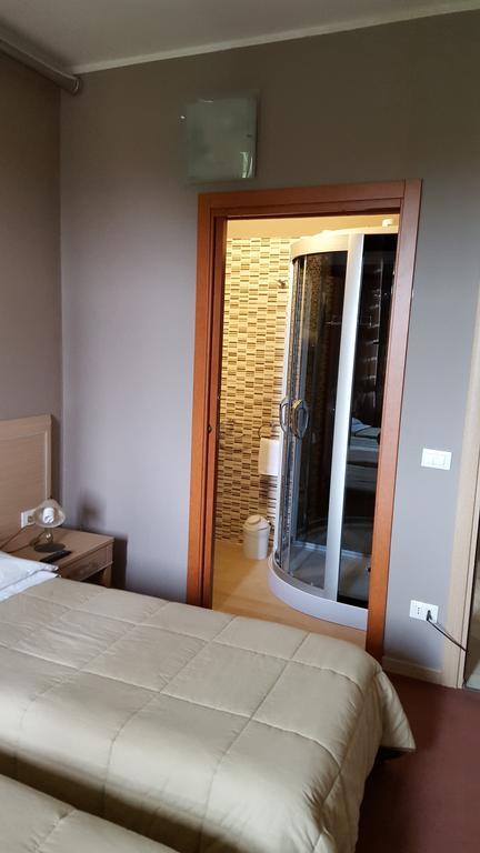 Bed& Fly - Mamma Mia Bed & Breakfast Azzano San Paolo